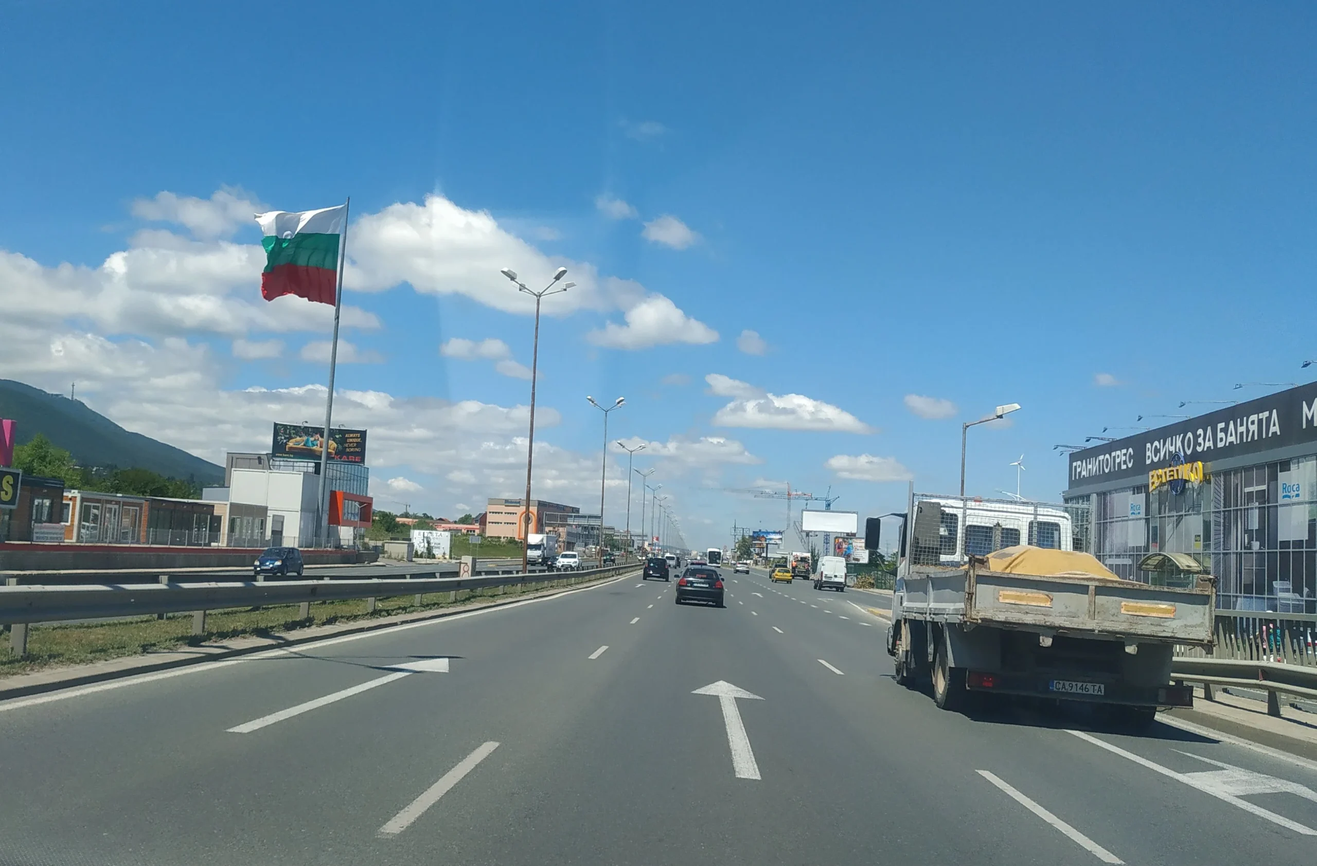 Околовръстен път, преди разклона за бул. Симеоновско шосе